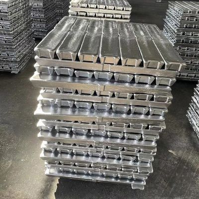 2.823g/Cc silbriger weißer Aluminiumeisenbarren YZAlSi11Cu3 der barren-ADC12