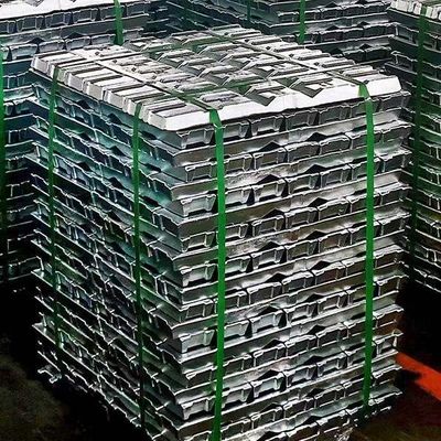 ADC10 Hochwertiges Aluminium-Ingot ADC12 99,99% A6 A7 A8 A9 Für den Transport im Bauwesen